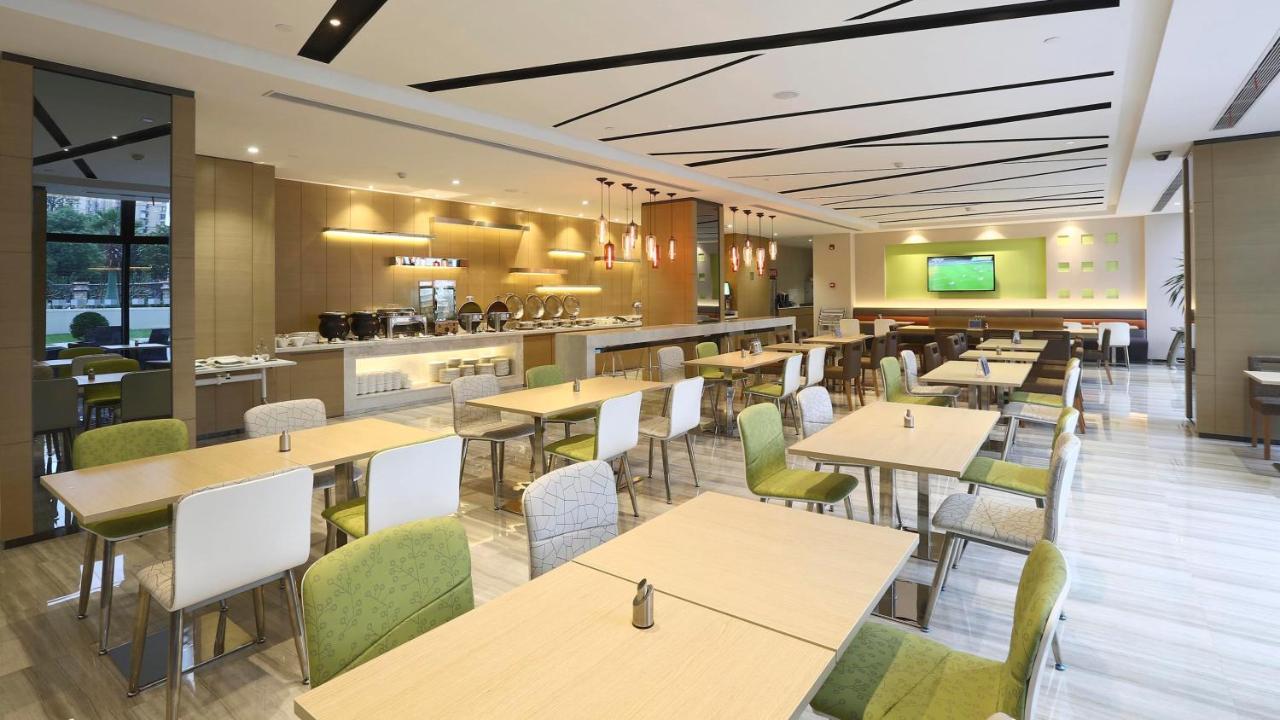 上海共康智选假日酒店 外观 照片